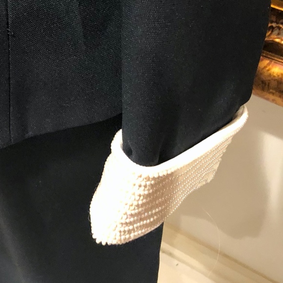 Albert Nipon Evening Sequin women's Two-Piece Suit - Picture 3 of 8